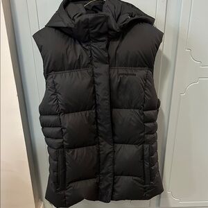 Patagonia Dark Puffer Vest with Detachable  Hood W’s Large